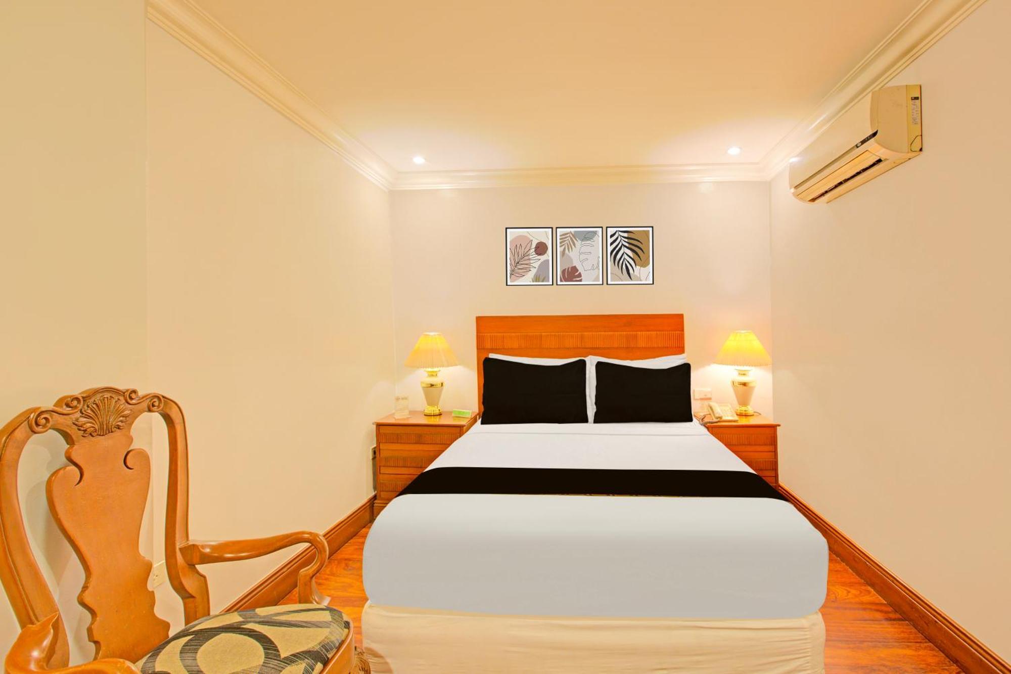 Townhouse Oak Vip Suites, Near Pnr Pasay Evangelista, Makati Manila San Pedro Makati Eksteriør billede